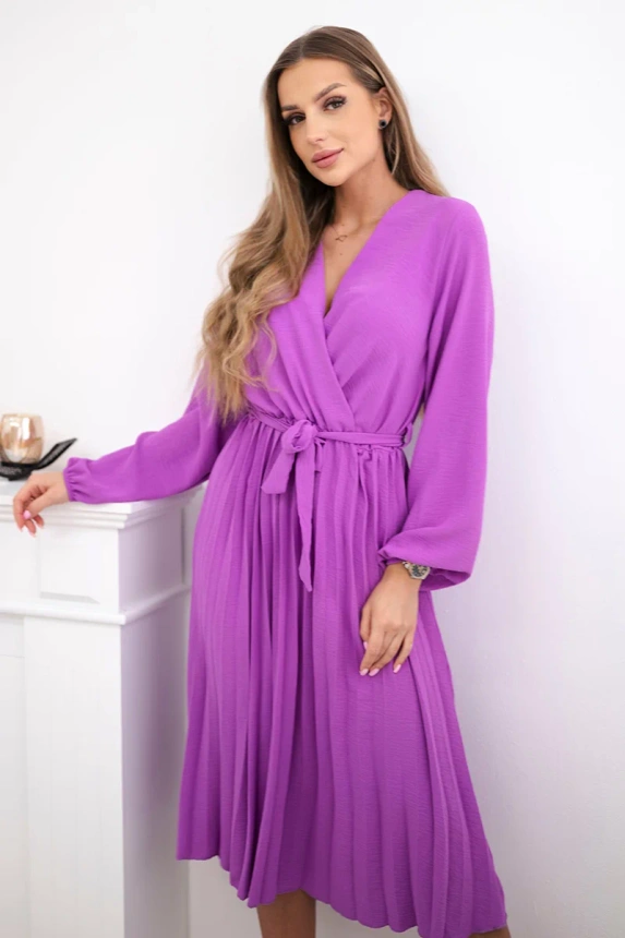 Kleid mit plissiertem Saum gebunden violett
