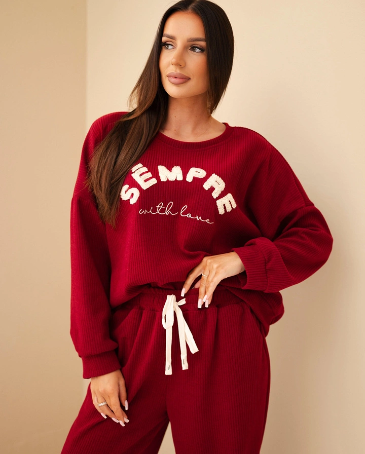 Women's corduroy set with sweatshirt and jogger pants burgundy