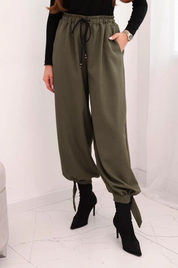 Damenhose mit weitem Bein und Bindeband am Saum khaki