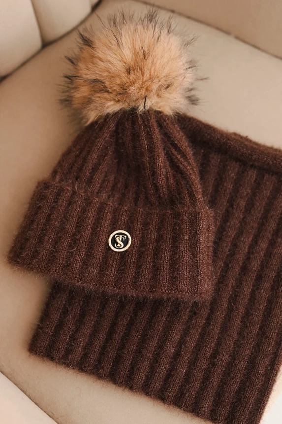 Women's winter set with a pom-pom and a snood brown