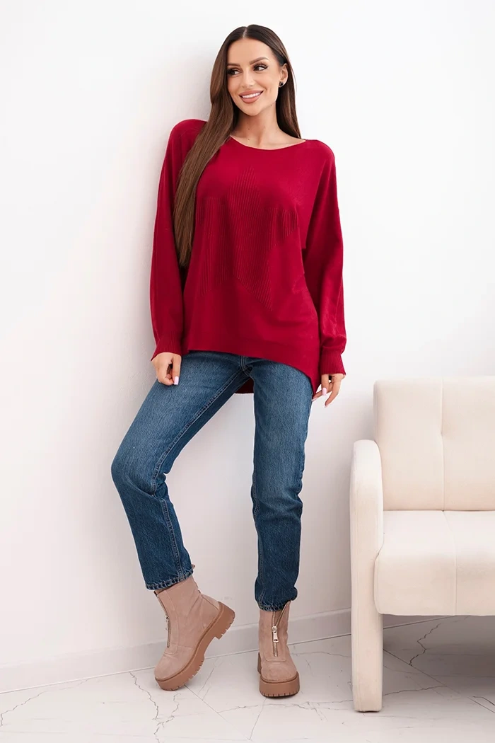 Women's sweater with a longer back and embossed star burgundy