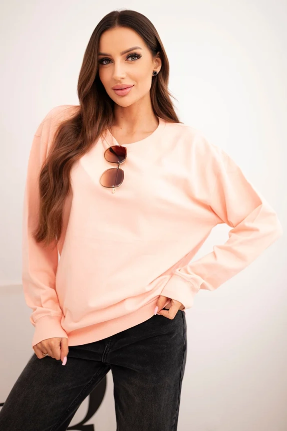 Women's basic cotton looped sweatshirt with a round neckline white