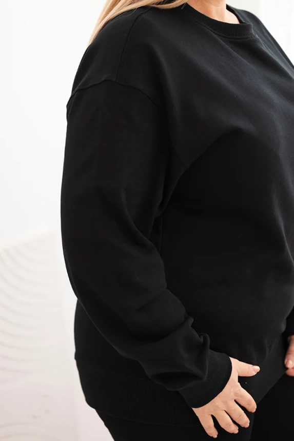 Women's Plus Size looped cotton basic sweatshirt with a round neckline black