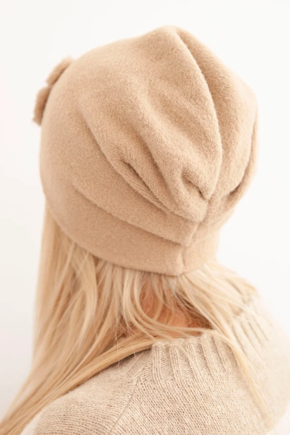 Women's hat with decorative fur flowers elegant camel
