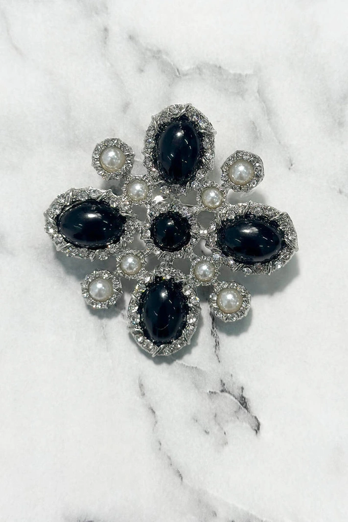 Flower Brooch 2 silver + black