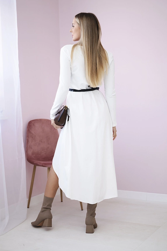 Kleid mit Ziergürtel und Aufschrift ecru