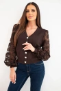 Damen Strickpullover mit Spitzenärmeln und dekorativen Knöpfen braun