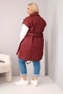 Dámská prošívaná vesta Plus Size s páskem a límcem slivková