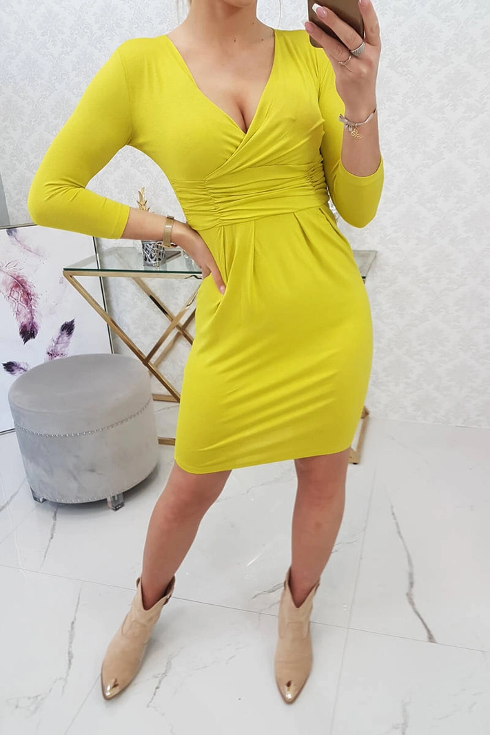 Tailliertes Kleid mit Unterbrustausschnitt kiwi