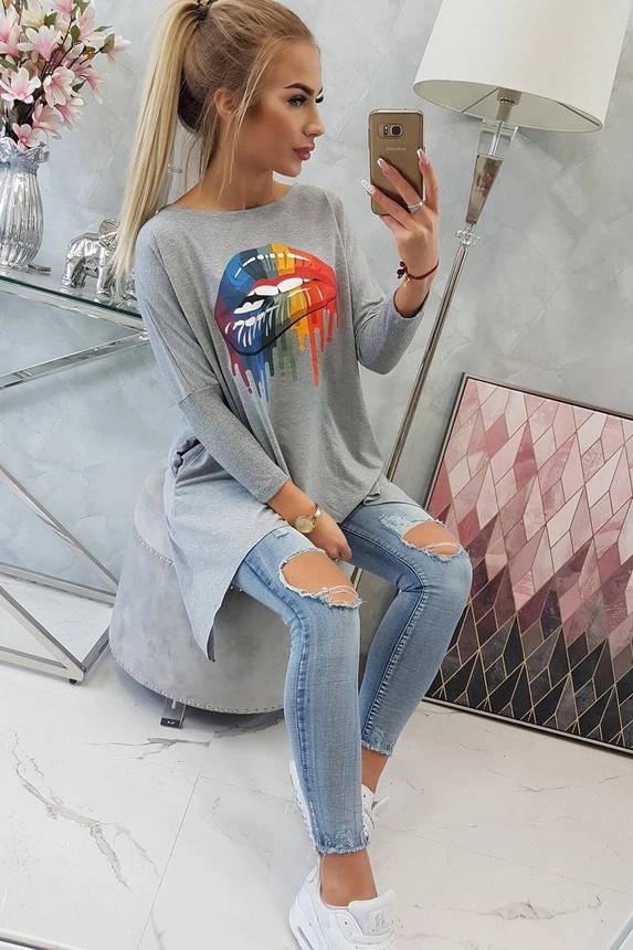 Oversize halenka s duhovým potiskem rtů šedá