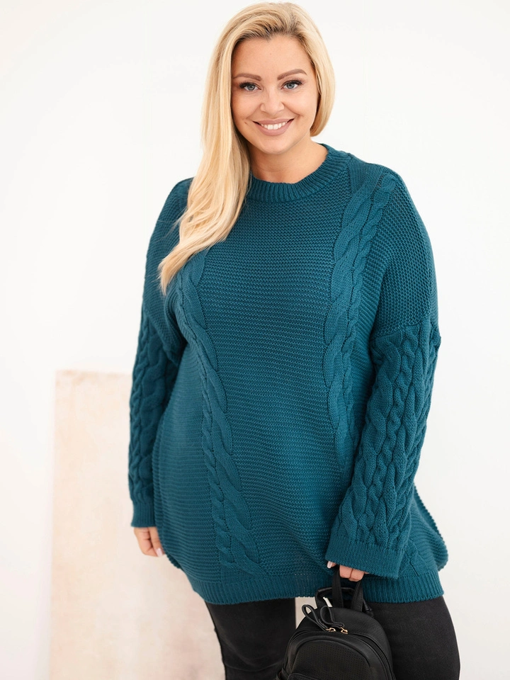 Dámsky sveter Plus Size s vrkočovým vzorom modrý morský