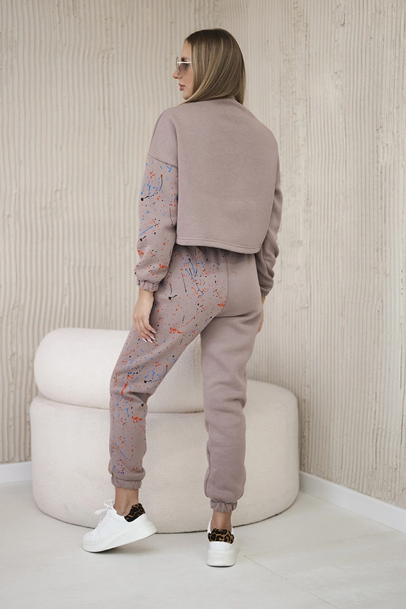 Isolierset mit buntem Cappuccino-Aufdruck