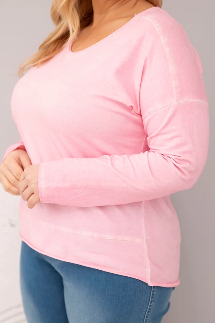 Damenbluse Plus Size mit V-Ausschnitt und längerem Rücken hellrosa