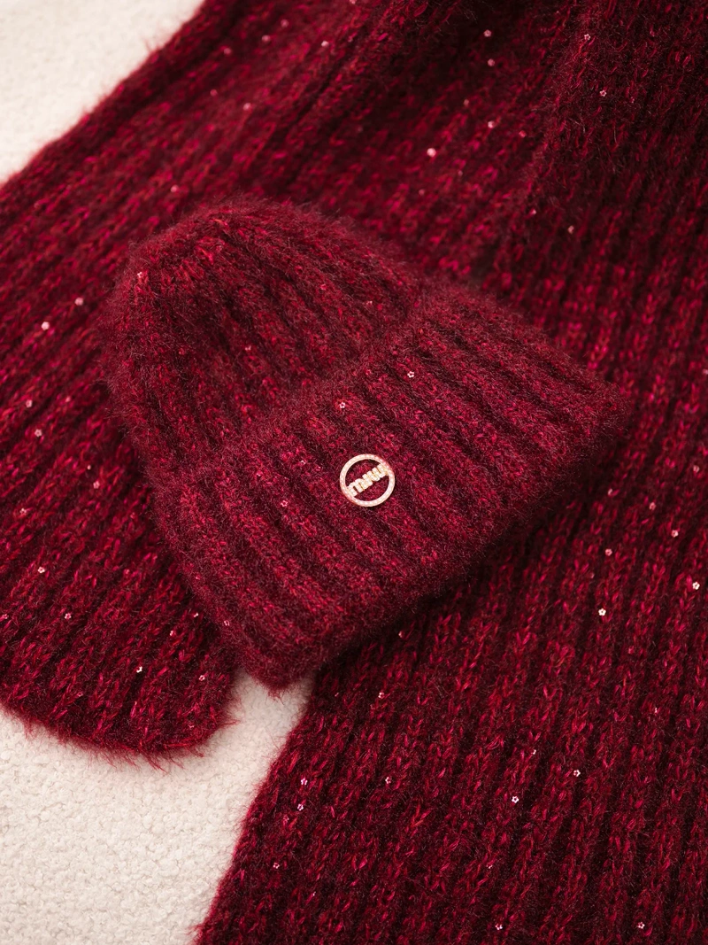 Komplet damski czapka i długi szal bordowy