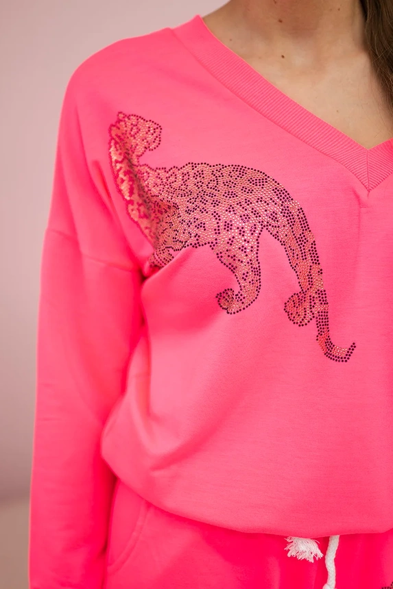 Set with zircon panther pink neon