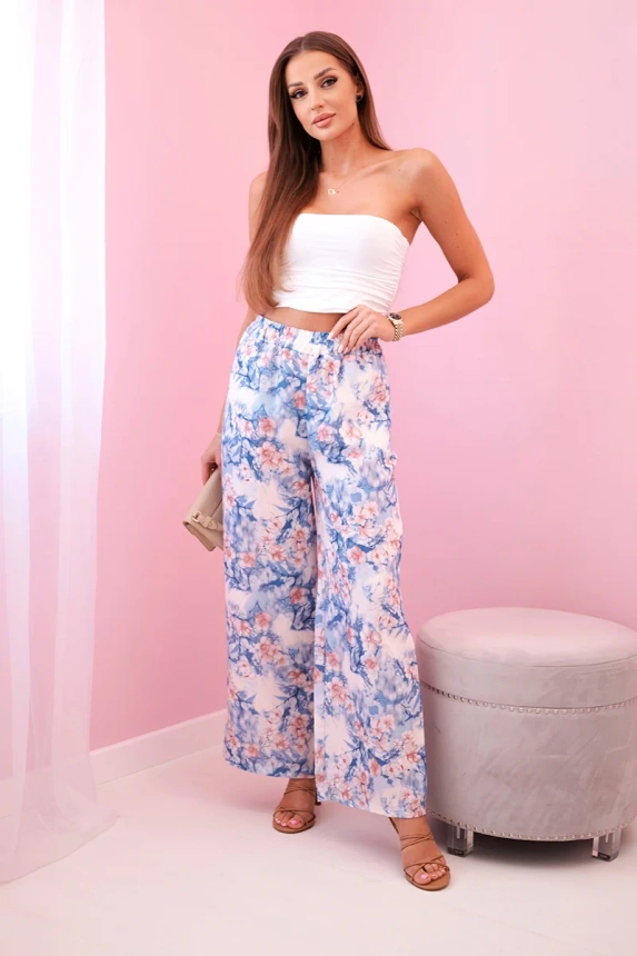 Damenhose mit weitem Bein und Blumenprint blau