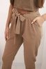 Damen Baumwollhose mit Bindegürtel und schmalem Bein camel