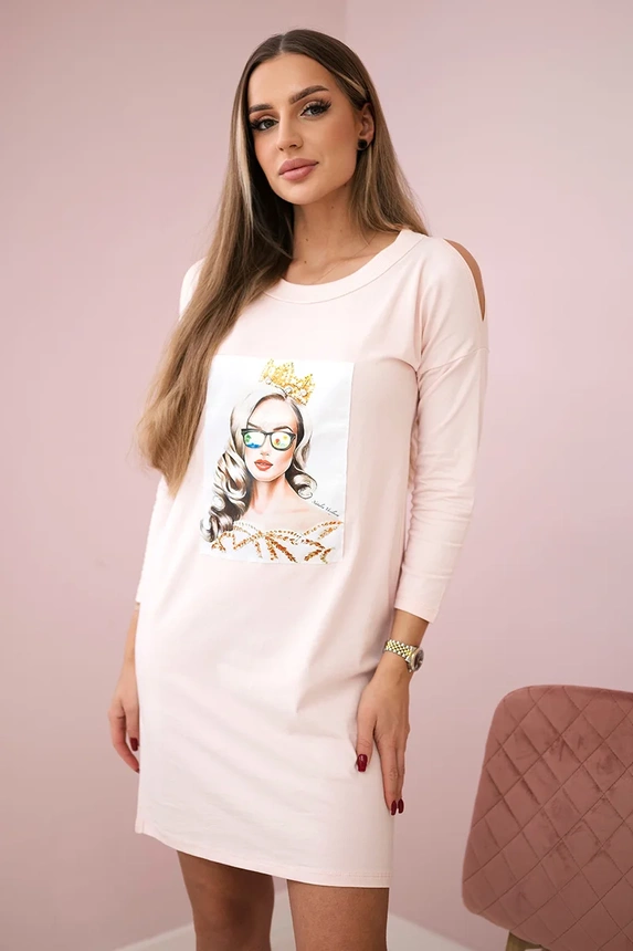 Dress with graphics of the girl in glasses 3D powdered pink
