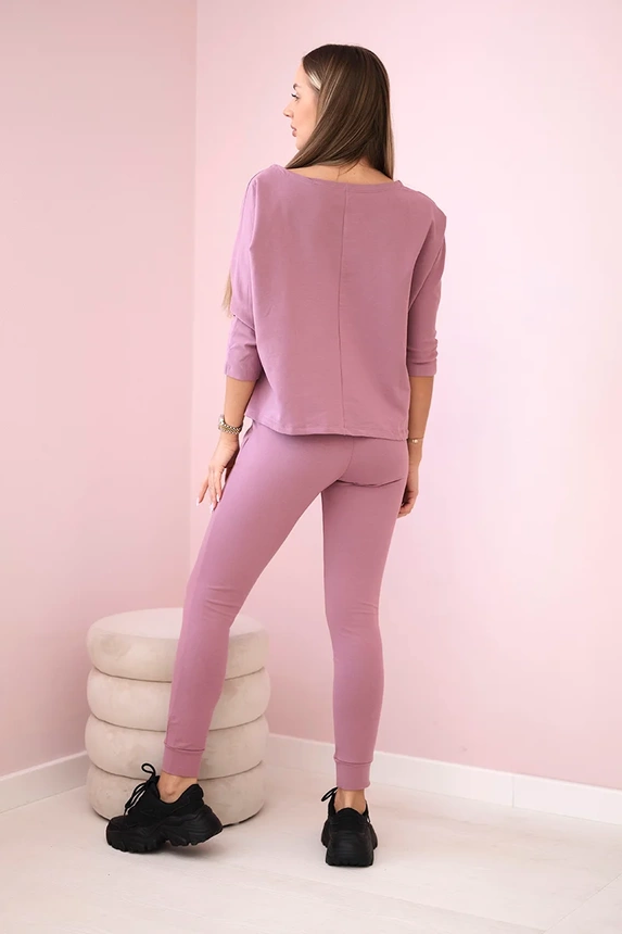 Set with Queen print dark pink