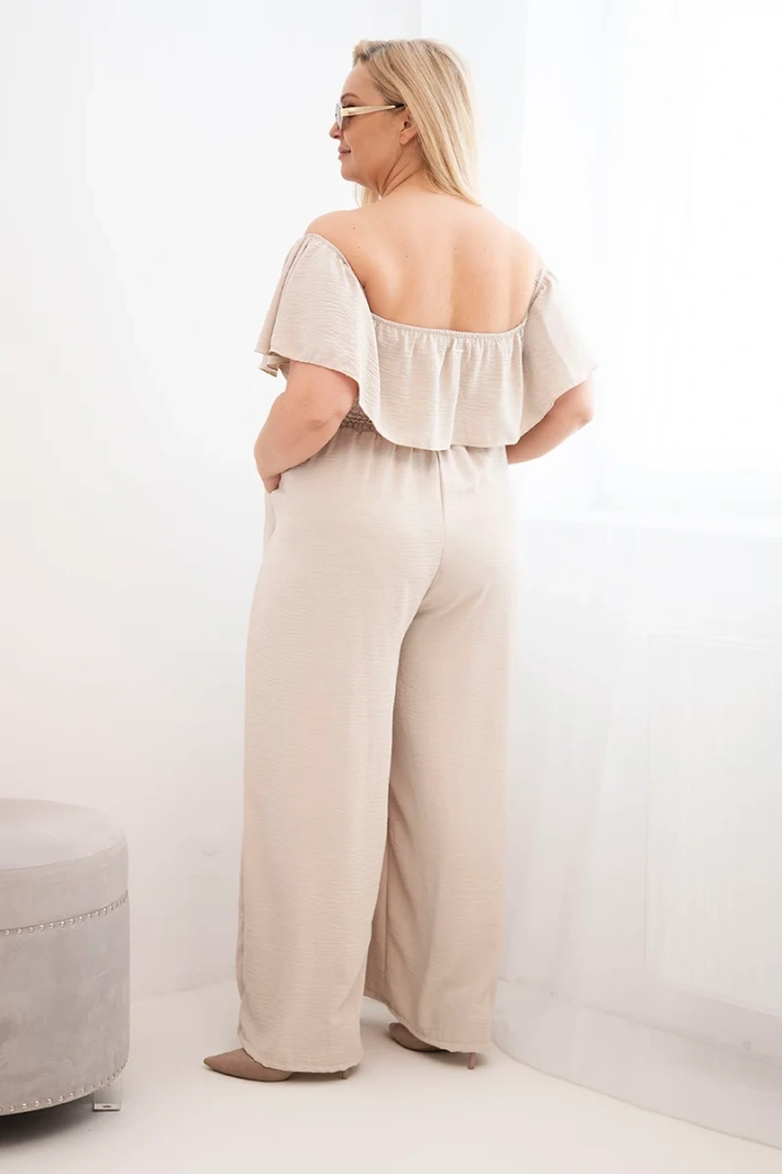 Women's Plus Size jumpsuit with ruffle and short sleeves beige