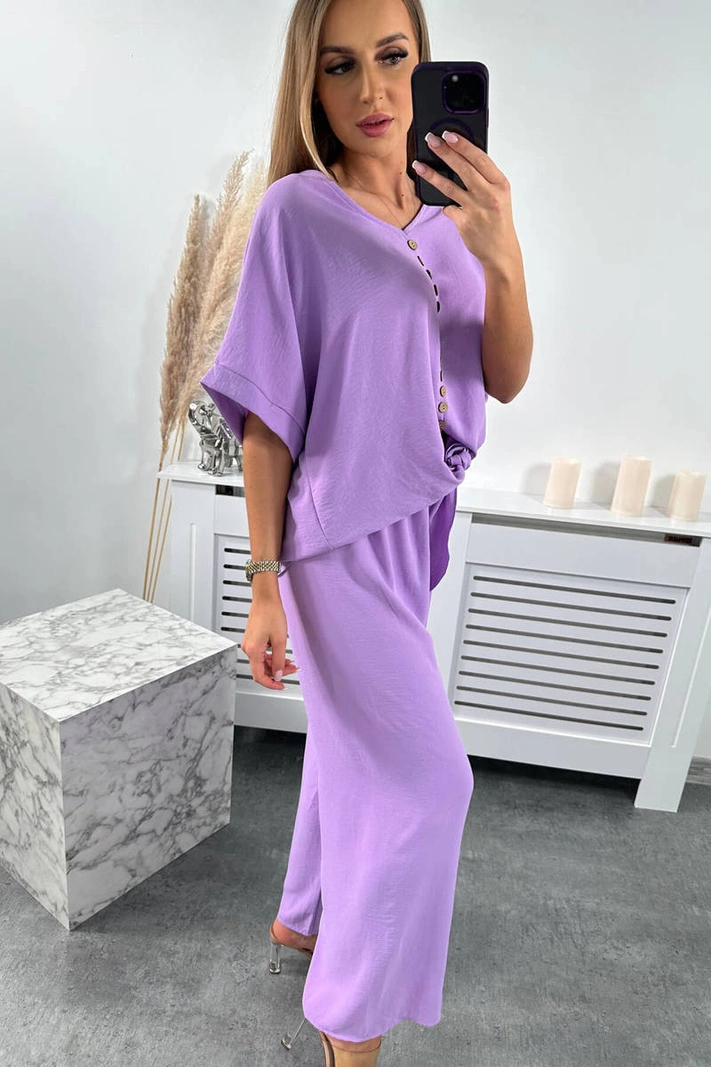Palaidinės ir kelnių komplektas šviesiai violetinės spalvos