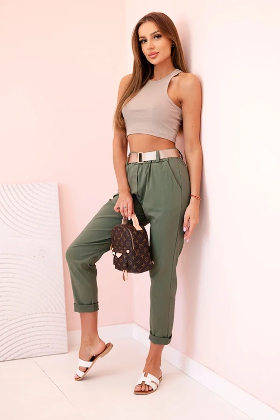 Damenhose aus Viskose mit Gürtel und hochgekrempeltem Bein Helles Khaki