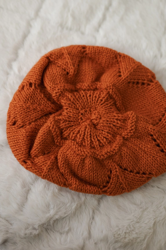 Moteriška kepurė Sofia K369 orange