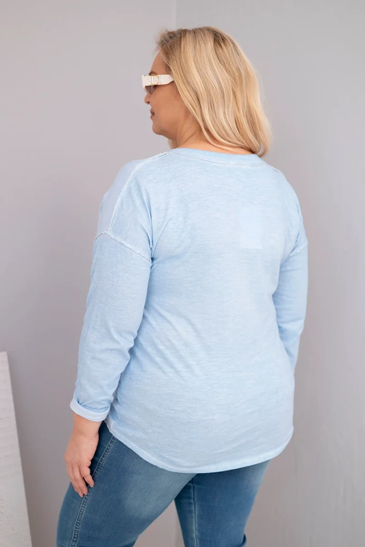 Damenbluse Plus Size mit dem Aufdruck Love You More, blau