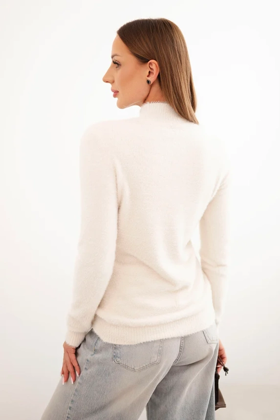 Women's alpaca sweater with a mock turtleneck beige