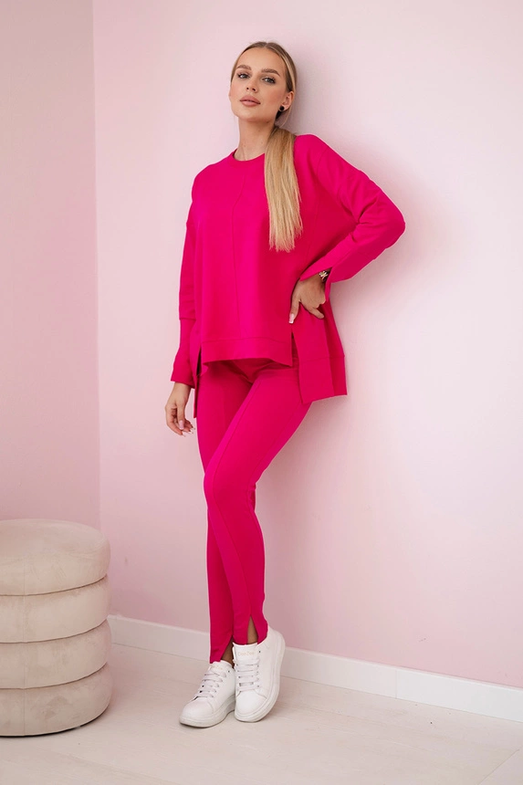 Souprava s oversize halenkou fuchsiové barvy