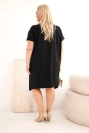 Dámske bavlnené šaty Plus Size s brošňou a výstrihom čierna