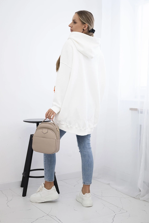 Zateplená mikina s jahodovým motívom