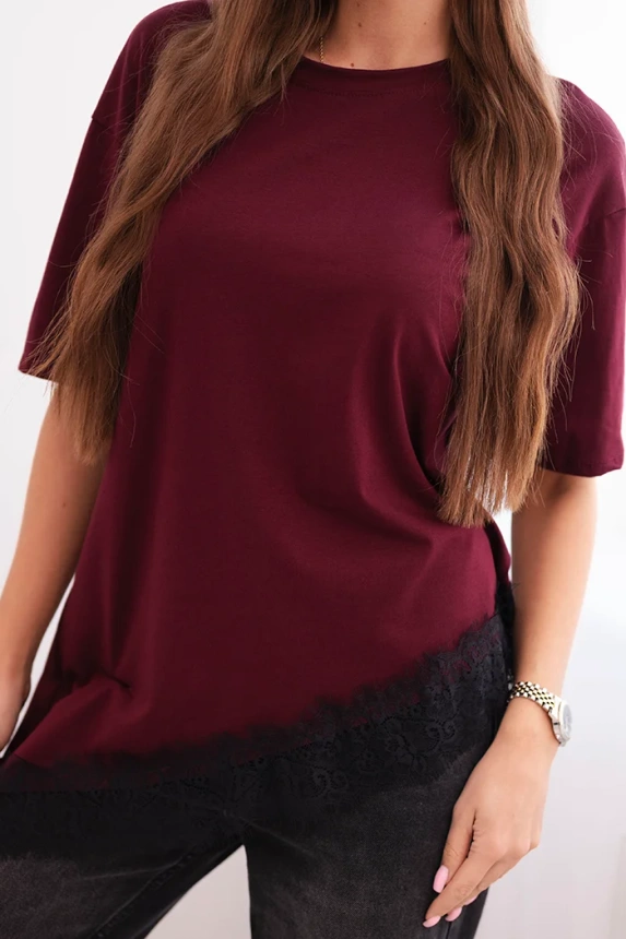 Women's cotton asymmetrical blouse with lace at the bottom burgundy