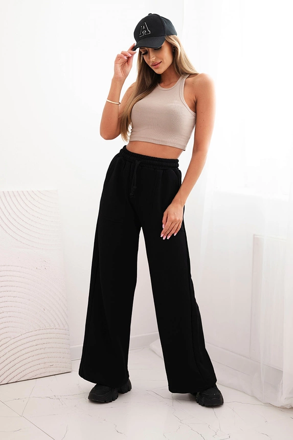 Women's cotton cargo pants with pockets and chain beige