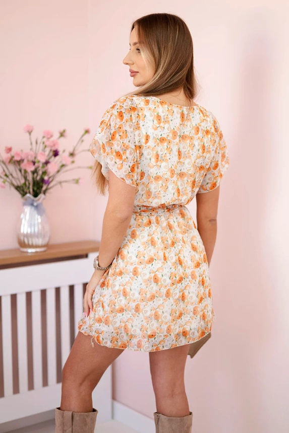 Floral dress tied at the waist ecru