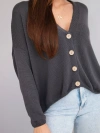 Damen Baumwoll Oversize Pullover mit Knöpfen und V-Ausschnitt grau grafitowy