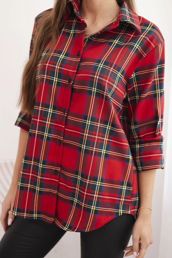 Women's checkered shirt with a longer back red