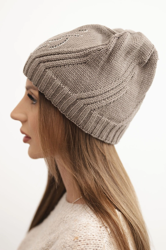 Women's winter hat with wool in a loose fit K442 cappuccino
