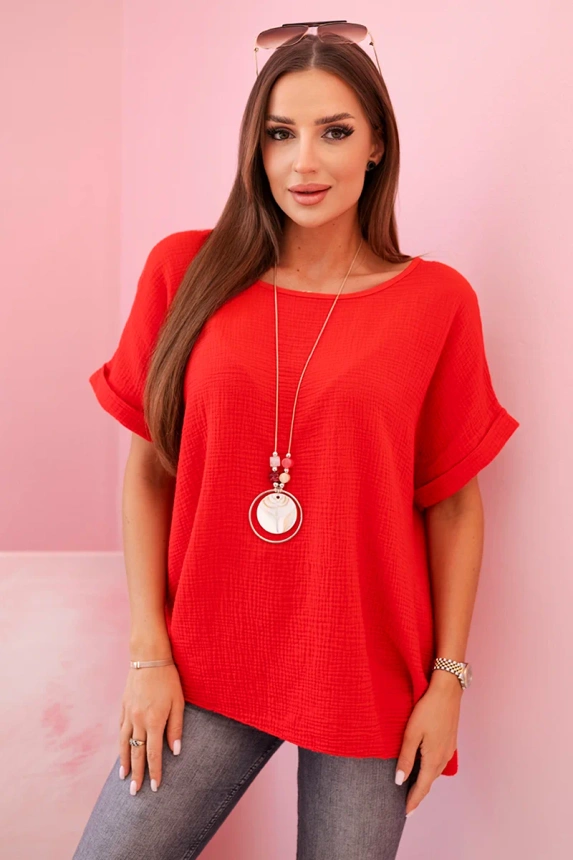 : Muslínová blůza s náhrdelníkem - červená