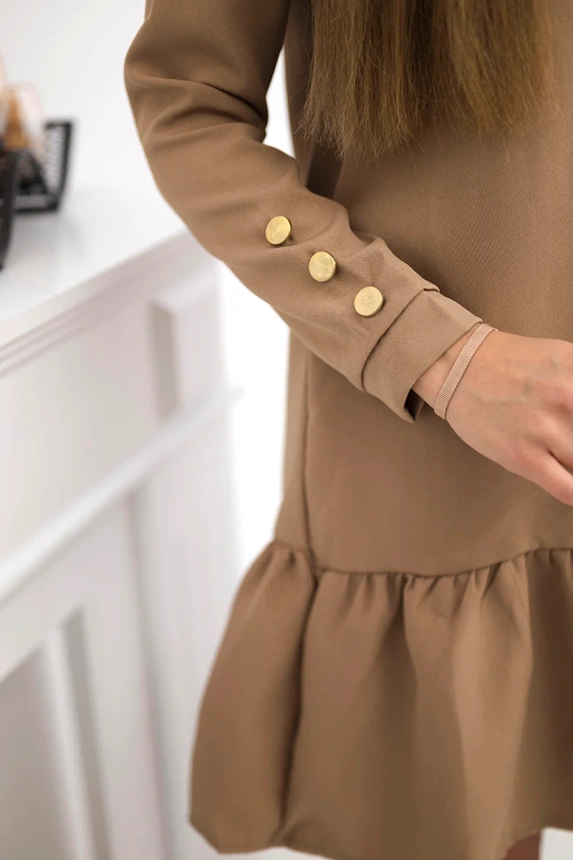 Dress with a flounce camel