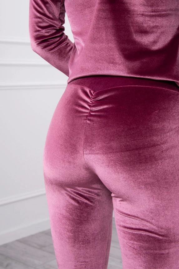 Velor set with ruffles at the back dark pink