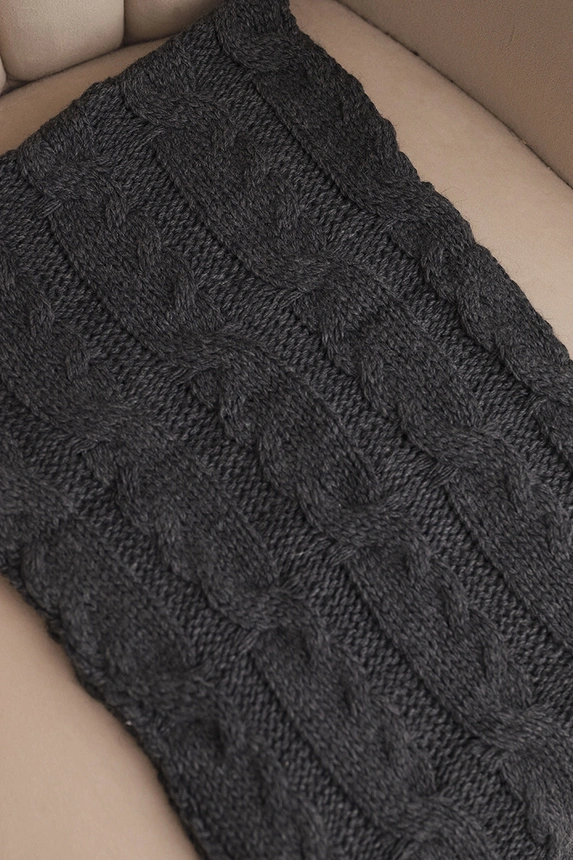 Damenstrickschal aus Wolle weich und warm KN23 grafit