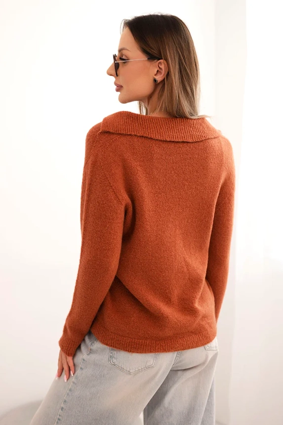Women's sweater made of baby alpaca with a collar and V-neck orange