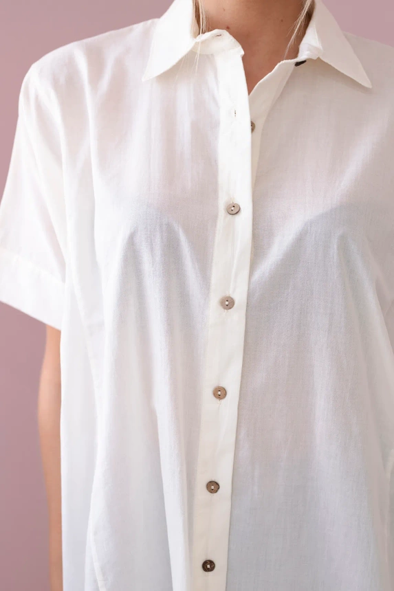 Short-sleeved cotton shirt ecru