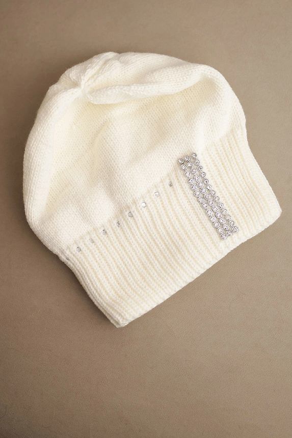 Women's winter wool hat with rhinestones K453 ecru