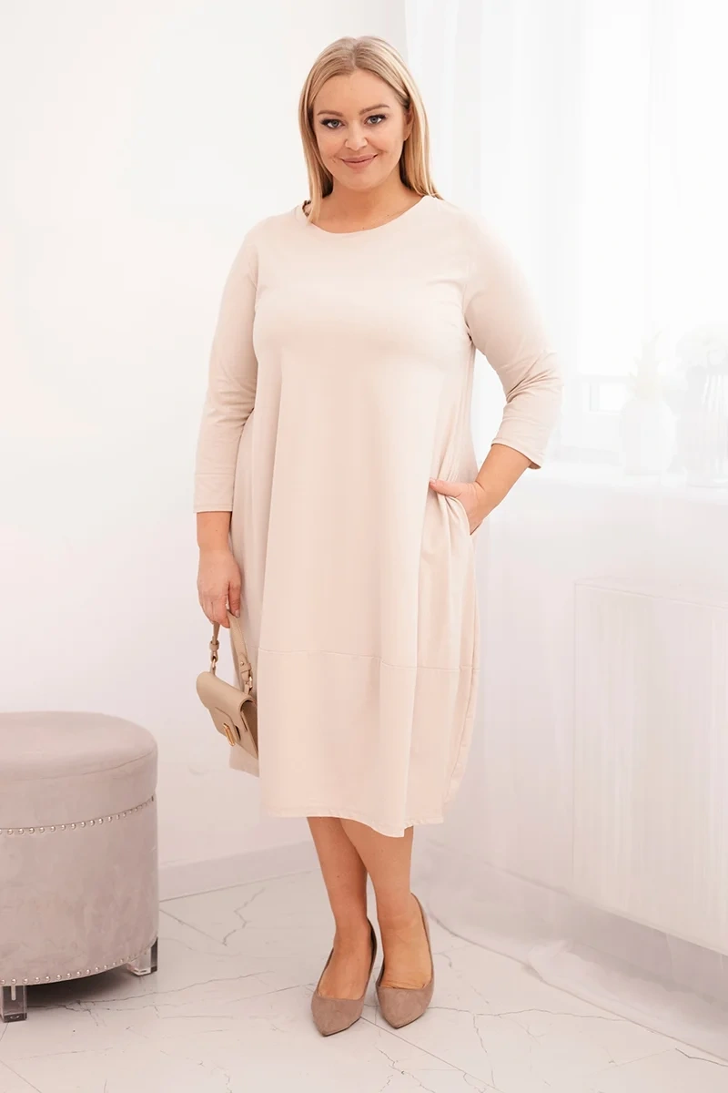 Sukienka damska bawełniana Plus Size z podwijanym rękawem i kieszeniami beżowa