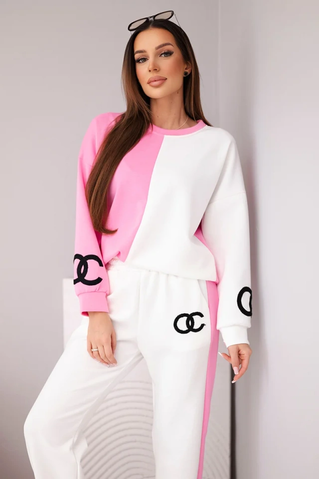 Komplet dresowy damski Masełko dwukolorowy z bluzą oversize i prostymi spodniami jasny różowy+biały