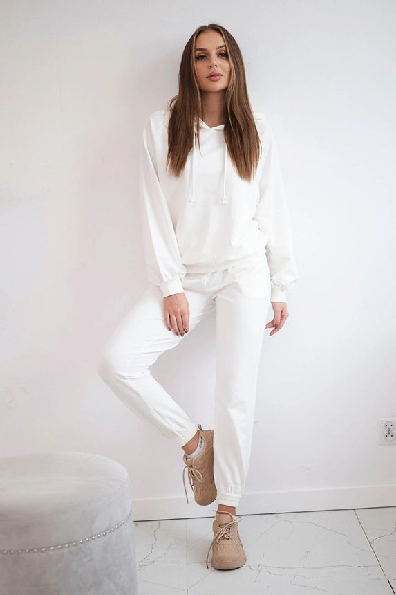 Sweatshirt set with a hood ecru