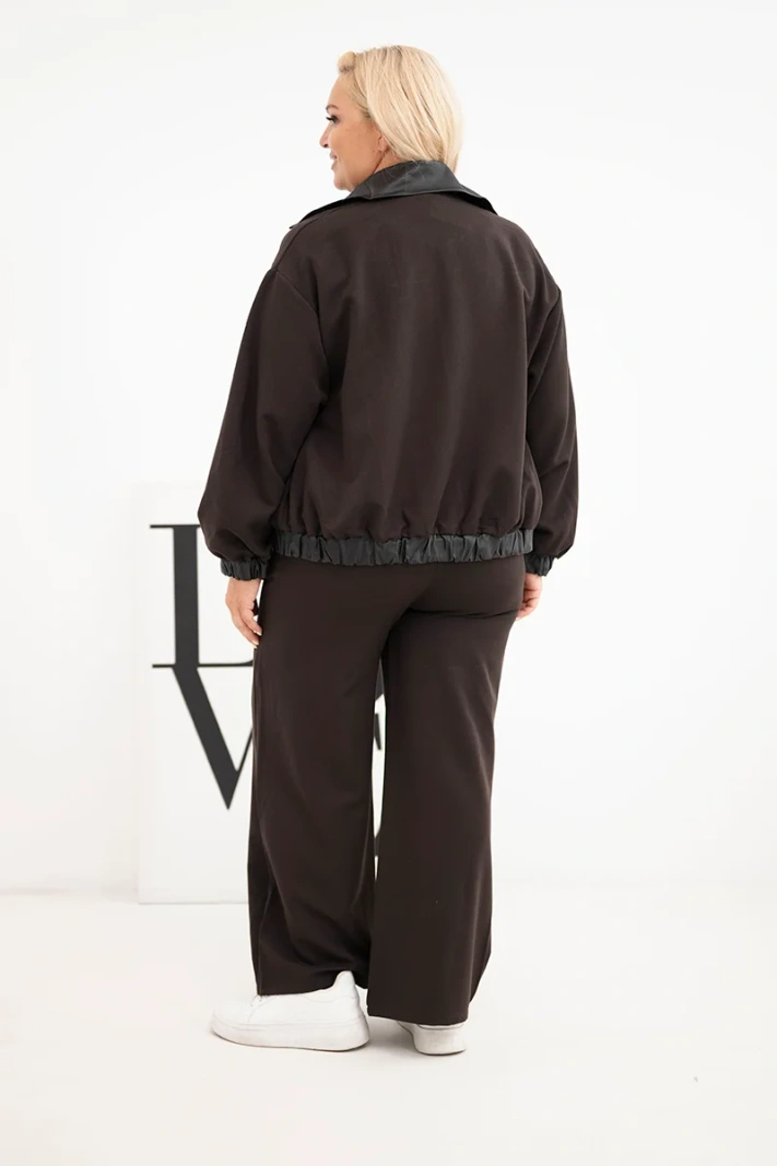 Damen-Set Plus Size mit Reißverschluss-Hoodie und weiten Hosen braun