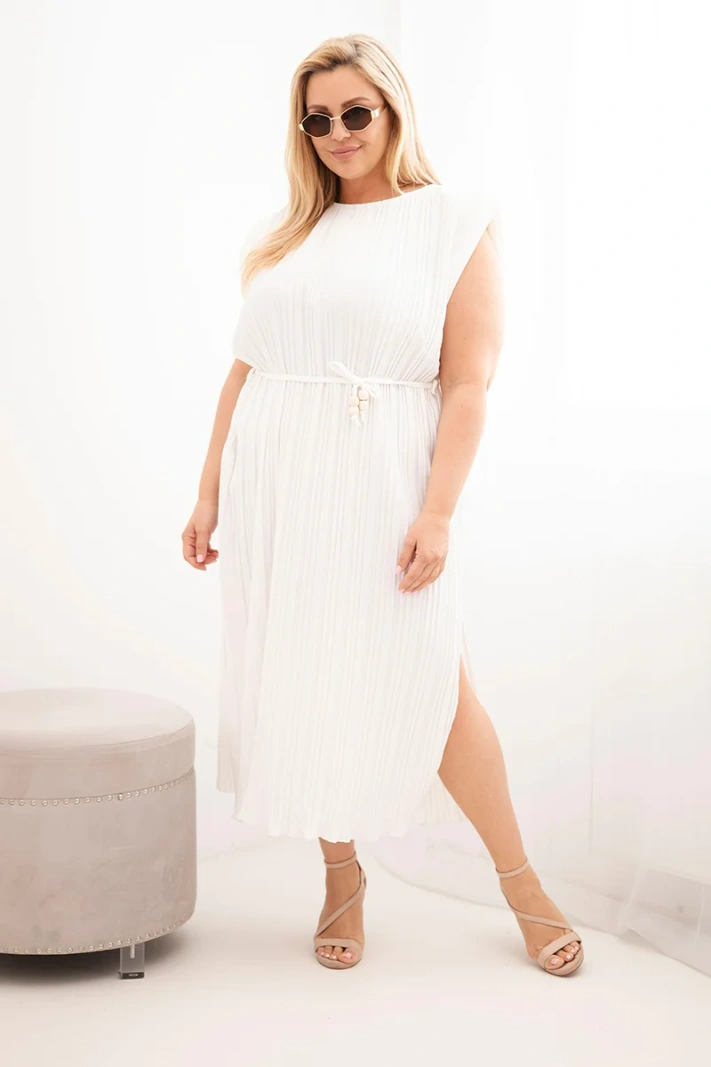 Women's plus-size viscose pleated dress with tie ecru